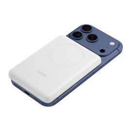 Belkin BoostCharge Slim Magnetisch, 5000 mAh, Qi2, Ständer - FRI-GX47-006YNP