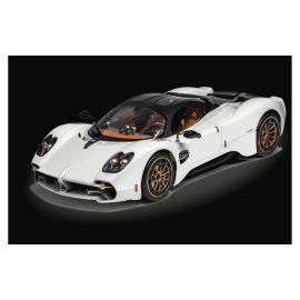Pocher Pagani Utopia Coupé Bianco Perla 1:8 - FRI-GX47-006VMV